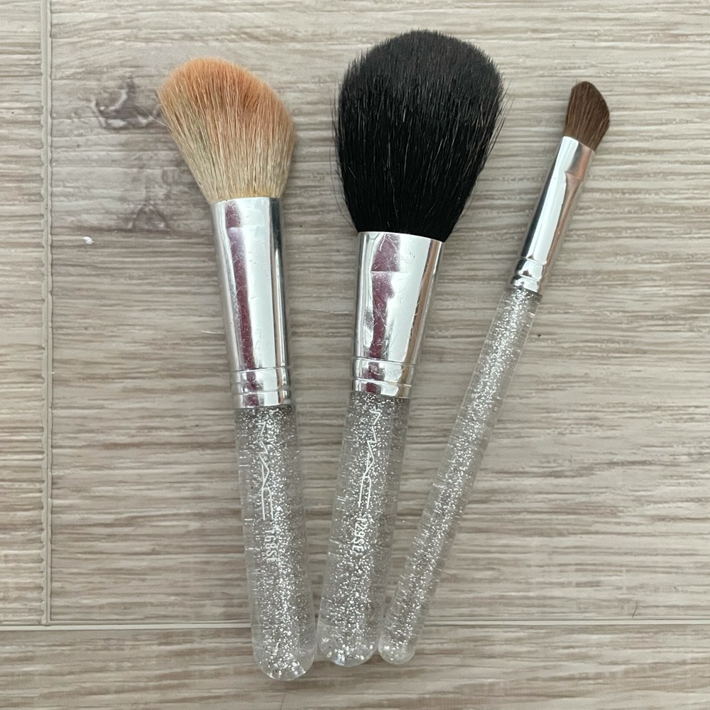 MAC Travel Brushes 3-pc set